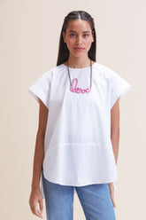 Pink leather women's short with distinctive love-link metal necklace
